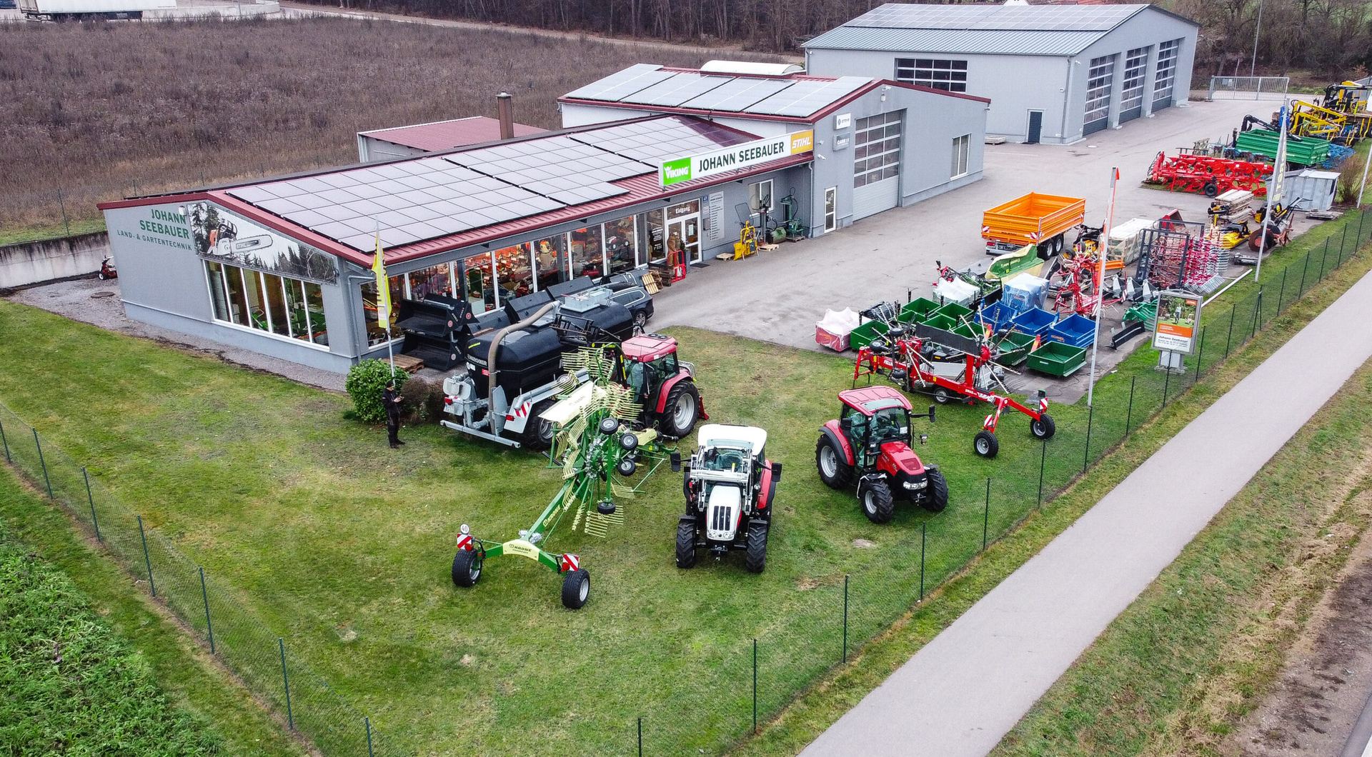 Betrieb von Seebauer Land- und Gartentechnik in Nittenau aus der Vogelperspektive